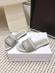 Dior Dentelle Slide Gray Dior Oblique Embroidered Cotton and White Lace - 2