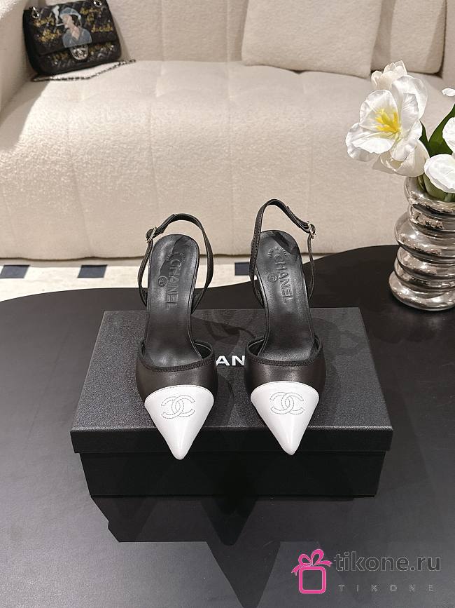 Chanel Slingbacks Iridescent Lambskin & Lambskin White & Black 90mm G47082 - 1