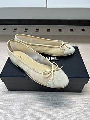 Chanel Slingbacks Iridescent Lambskin & Lambskin Beige 90mm G47082 - 3