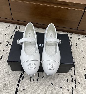 Chanel Mary Janes Lambskin  White G46467