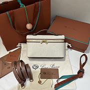 Loro Piana Extra Pocket L19 Cotton Linen Natural/Caramel Sugar - 19x7x12cm - 5