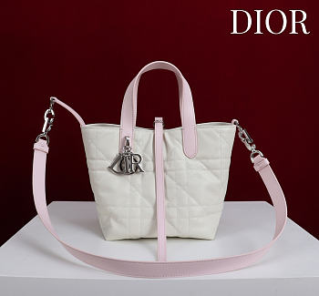 Small Dior Toujours Vertical Tote Bag Latte and Soupir Pink Macrocannage Calfskin - 18x16x12cm