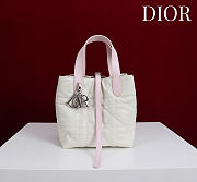 Small Dior Toujours Vertical Tote Bag Latte and Soupir Pink Macrocannage Calfskin - 18x16x12cm - 5