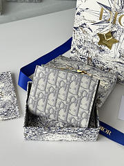 30 Montaigne Dahlia Wallet Gray Dior Oblique Jacquard - 12x9x2cm - 2
