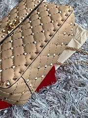 VLTN Medium Nappa Rockstud Spike Bag Beige - 23x16x6.5cm - 3