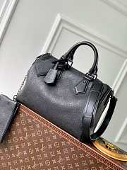 LV Speedy P9 Bandouliere 30 Ultra Black Calf Leather M13904 - 32x22.5x18cm - 1