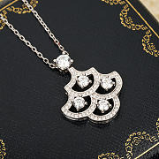 Graff Icon Silhouette Diamond Pendant White Gold  - 4
