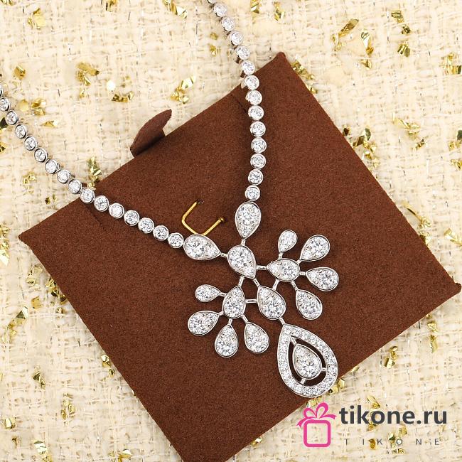 Chaumet Josephine Aigrette Imperiale Pendant White Gold Diamonds 083166 - 1