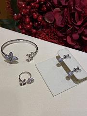 LV Iconic Louisa Strass Earrings White M03242  - 6