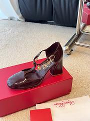 Roger Vivier Tres Vivier Mary Jane Pumps In Patent Leather Burgundy 8.5cm - 3