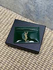 YSL Cassandre Card Case In Patent Leather In Green - 10.5x7.5x0.5cm - 3
