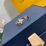 LV Color Blossom Mini Star Ring Pink Gold White/Pink Mother-of-Pearl and Diamond Q9S80F/Q9N07A - 2