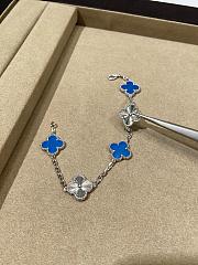 VCA Vintage Alhambra Bracelet 5 Motifs 18K White Gold and Blue Agate  - 3