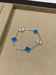 VCA Vintage Alhambra Bracelet 5 Motifs 18K White Gold and Blue Agate  - 2