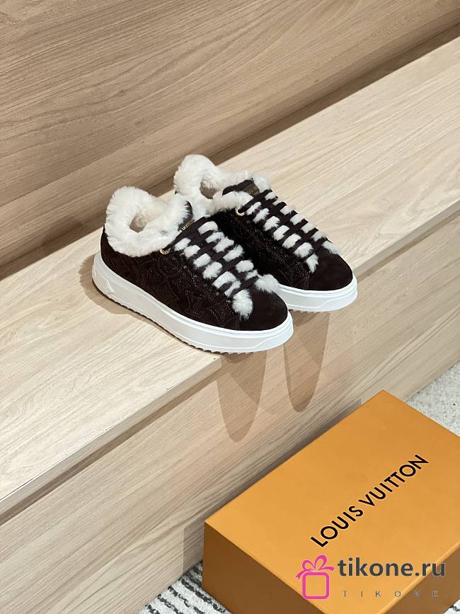 LV Flight Mode Time Out Sneaker Brown 1AIDIE - 1