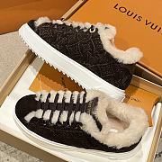 LV Flight Mode Time Out Sneaker Brown 1AIDIE - 2
