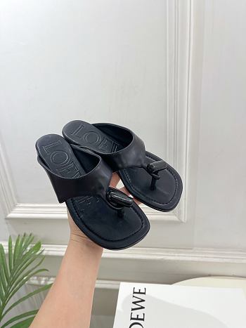 Loewe Toggle Flat Sandal In Shiny Smoot Calfskin Black