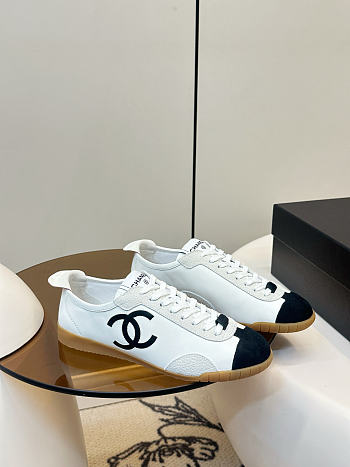 Spring Summer 2026 Chanel Sneakers Calfskin & Embossed Suede Calfskin White & Black
