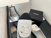 Spring Summer 2026 Chanel Moccasins Calfskin & Grosgrain White & Black - 4