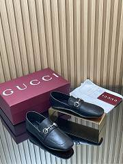 Gucci Women's Loafer With Horsebit Black Leather - 2