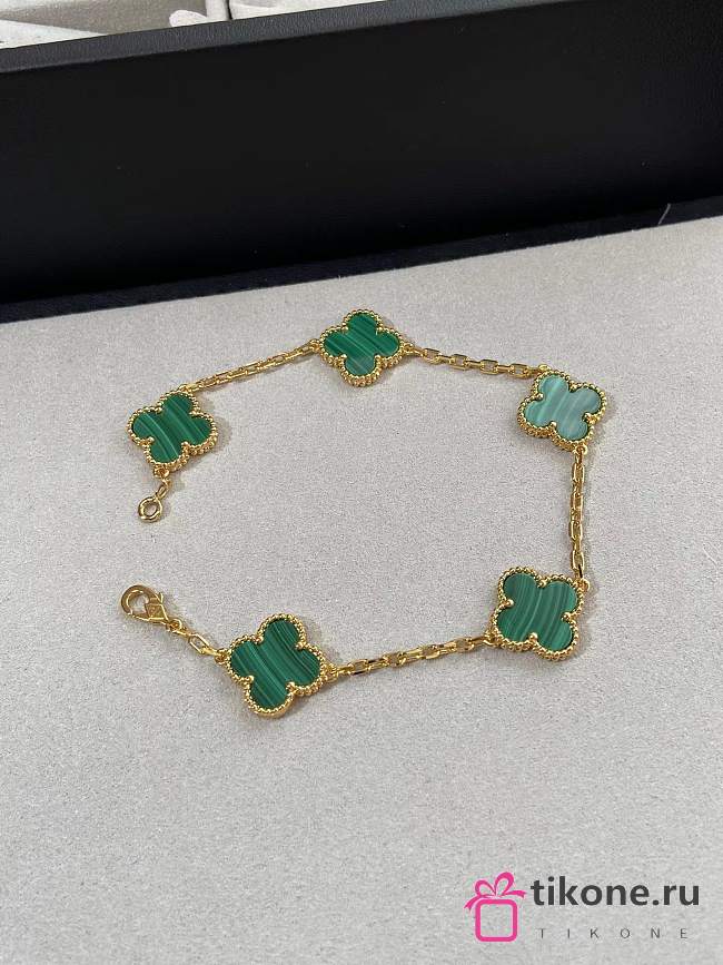 VCA Vintage Alhambra Bracelet 5 Motifs 18k Yellow Gold Malachite Green VCARL80900 - 1