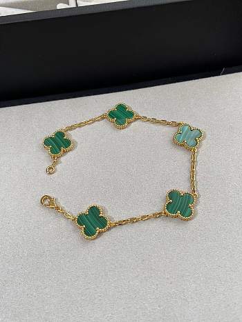 VCA Vintage Alhambra Bracelet 5 Motifs 18k Yellow Gold Malachite Green VCARL80900