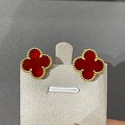 VCA Sweet Alhambra Earstuds 18k Yellow Gold Carnelian Red - 5