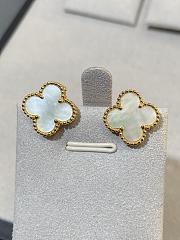 VCA Sweet Alhambra Earstuds 18k Yellow Gold Mother of pearl White - 1