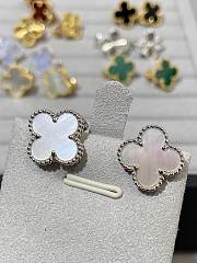 VCA Sweet Alhambra Earstuds 18k White Gold Mother of pearl White - 4