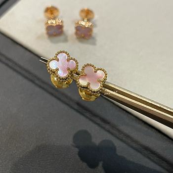 VCA Sweet Alhambra Earstuds 18k Yellow Gold Mother of pearl Pink