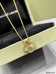VCA Vintage Alhambra Pendant 18k Rose/Yellow/White Gold  - 5