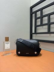 Loewe Small Pebble Messenger Bag In Supple Grained Calfskin Black - 20x12.5x6cm - 3