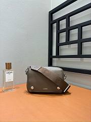Loewe Small Pebble Messenger Bag In Supple Grained Calfskin Taupe - 20x12.5x6cm - 1