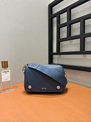 Loewe Small Pebble Messenger Bag In Supple Grained Calfskin Blue - 20x12.5x6cm - 1