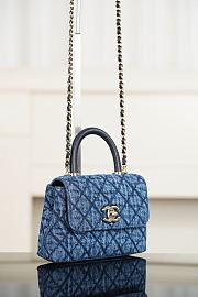 Chanel Clutch With Chain Washed Denim Calfskin & Gold-Tone Metal Blue - 14.5x11.5x5.5cm - 3