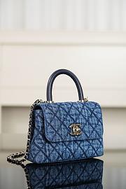 Chanel Clutch With Chain Washed Denim Calfskin & Gold-Tone Metal Blue - 14.5x11.5x5.5cm - 5