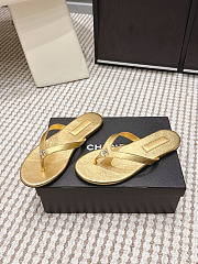 Chanel Thongs Laminated Calfskin Gold - 4