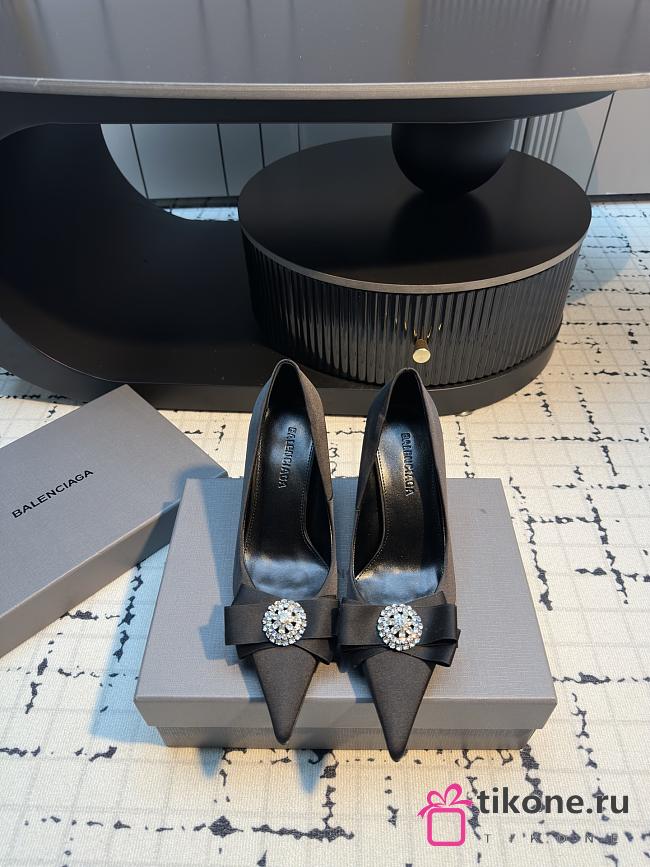 Balenciaga Avenue Palazzo 90mm Pump In Black Satin And Rhinestones - 1
