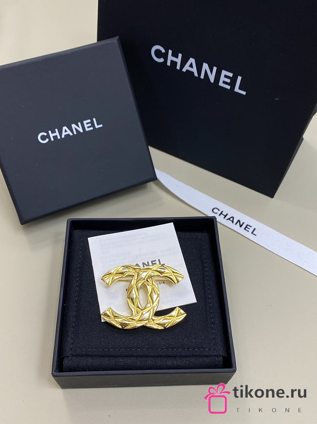 Chanel Letter Brooch 22625 - 1