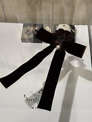 Chanel Hair Tie Bow in Brown Velvet - 2