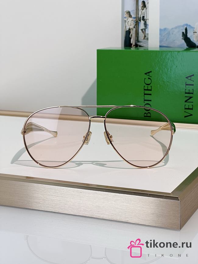 Bottega Veneta BV1305S 002 64 Sunglasses Light Brown - 1