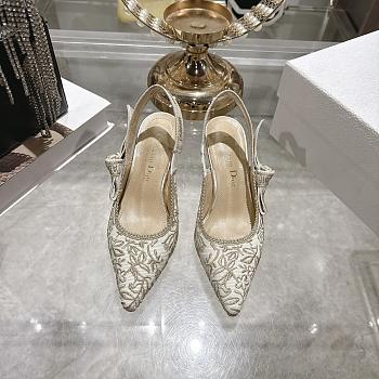 Dior J'Adior Slingback Pump White Cotton Embroidered with Millefiori Motif in Gold-Tone Metallic Thread