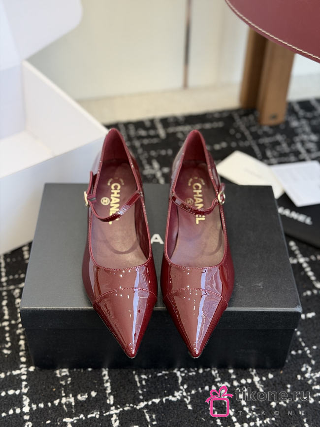 Chanel Mary Janes Patent Calfskin Dark Red 35mm - 1