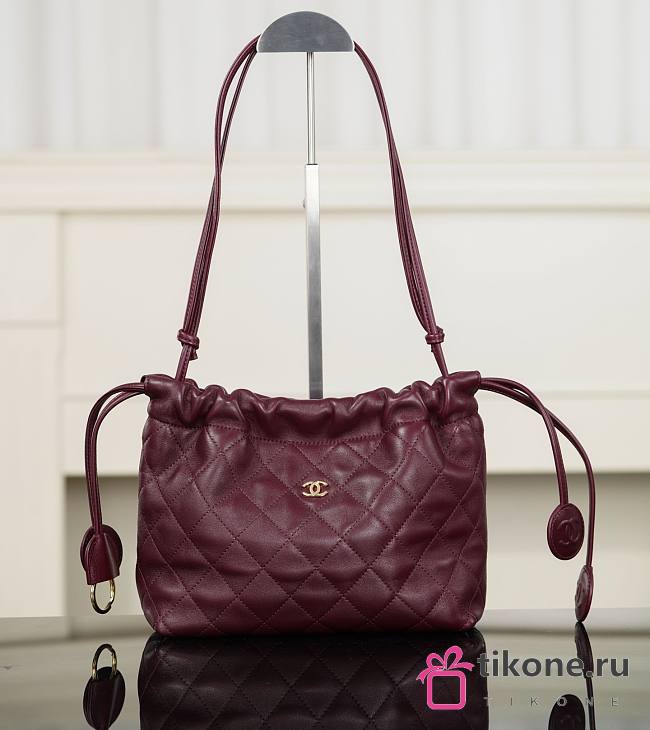 Chanel Clutch With Leather Strap Lambskin & Gold-Tone Metal Black - 18x12x5cm - 1