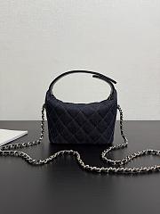 Chanel Classic Clutch With Chain Denim & Gold Metal Dark Blue & Orange - 21.5x19x7.5cm - 3