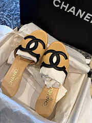 Chanel Mules Lambskin Beige & Black 45mm - 6