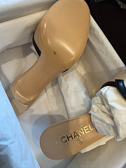 Chanel Mules Lambskin Beige & Black 45mm - 2