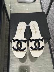 Chanel Mules Lambskin White & Black 45mm - 6