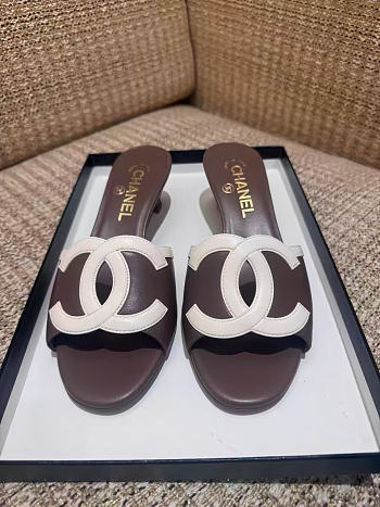 Chanel Mules Lambskin Brown & White 45mm
