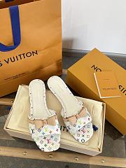 LVxTM 6AM Flat Mule White/Multicolored 1AGZUU  - 6